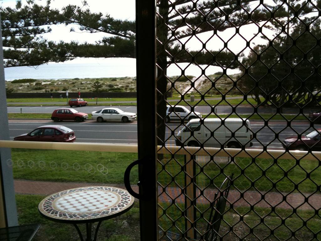 Adelaide - Semaphore Beach Front Exterior photo